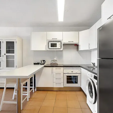 アパート Geranios 404 アデヘ