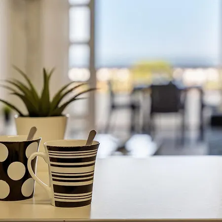 Geranios 404 アパート *