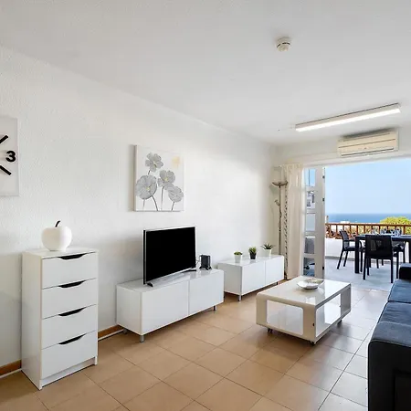 アパート Geranios 404